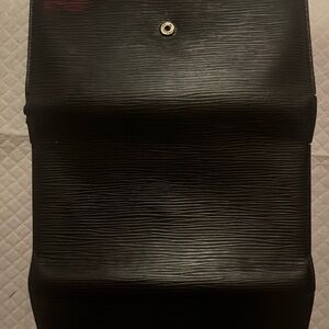 Authentic - Rehab LV wallet